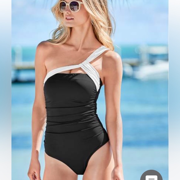 VENUS Other - Venus NWOT 8